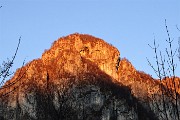 06 La Corna Camoscera (Coren 1329 m) nella luce del tramonto